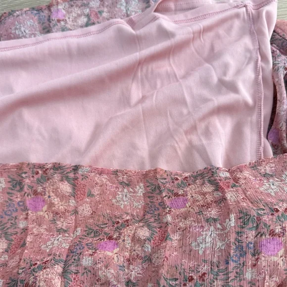 Sage + Fig Floral Long Sleeve Dress - Picture 8 of 9